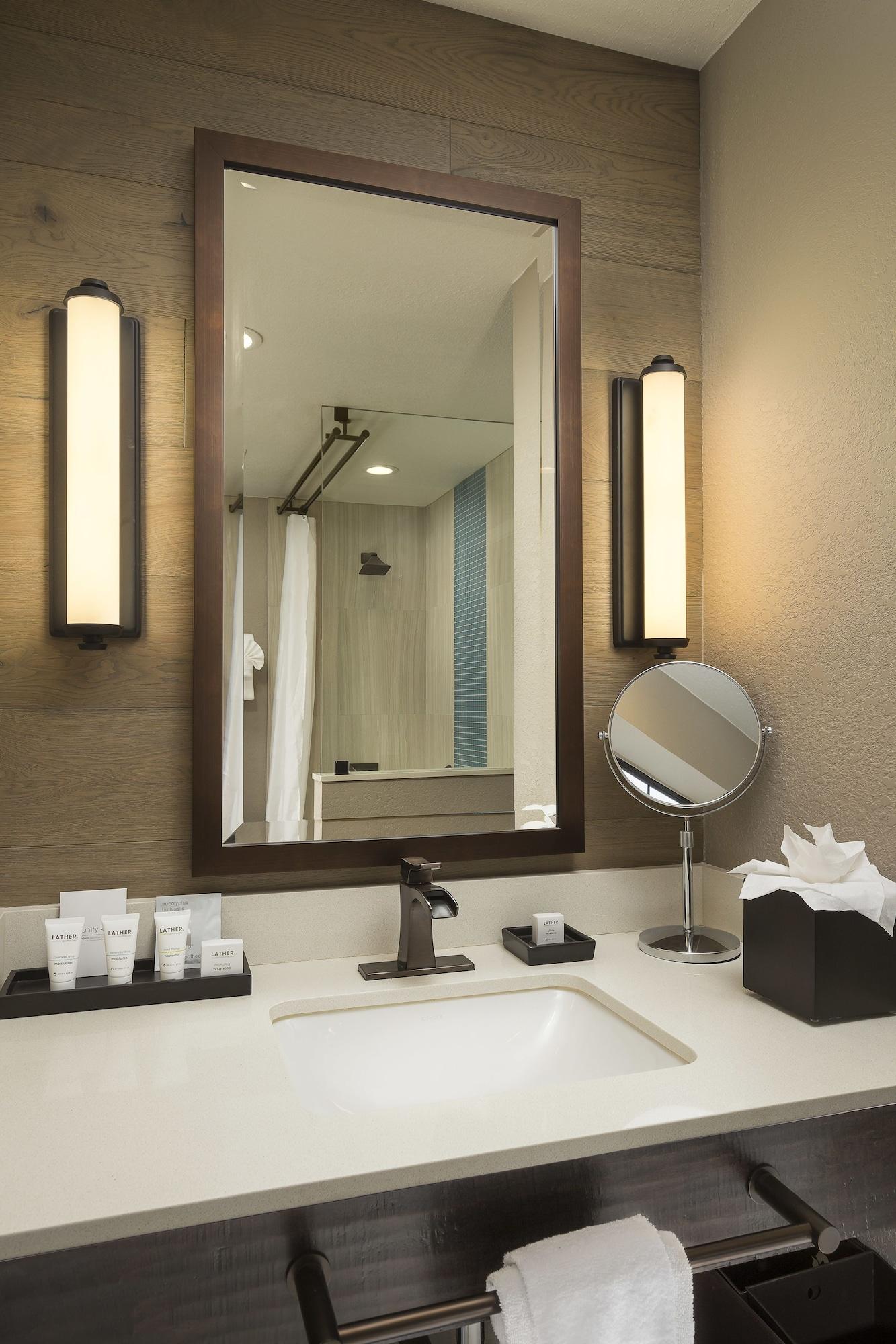 Wave Street Inn Monterey Bagian luar foto