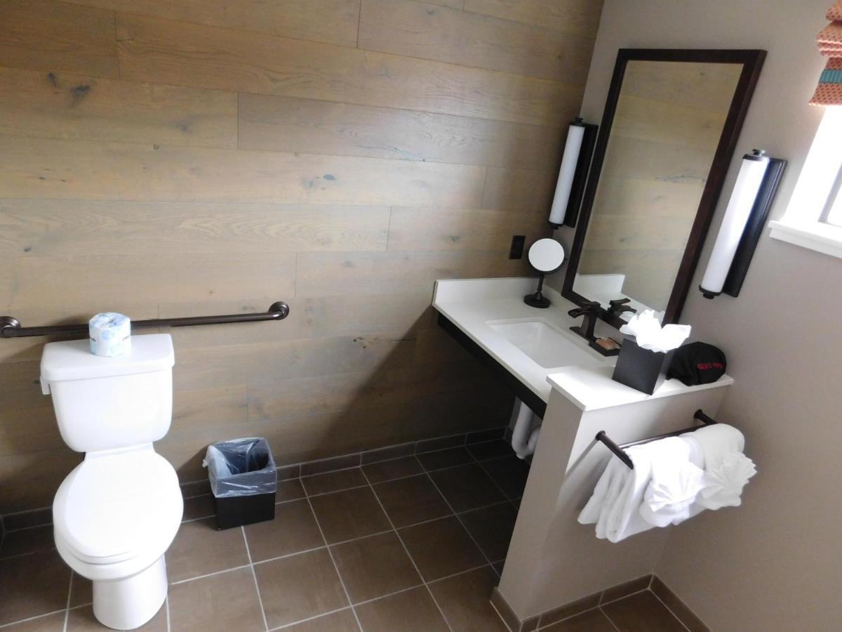 Wave Street Inn Monterey Ruang foto